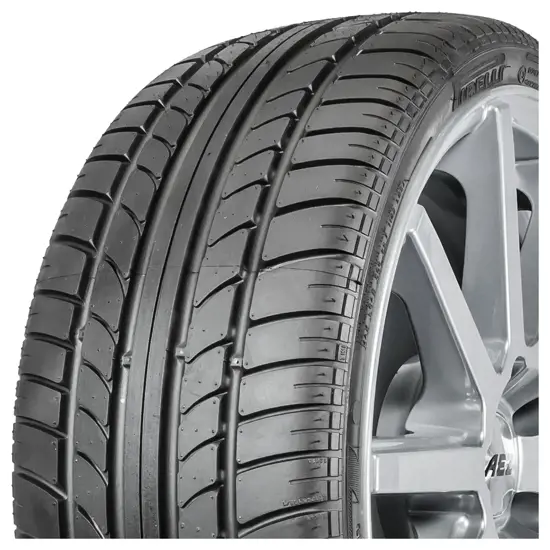Pirelli 255 40 ZR18 95Y P Zero Rosso Direz 15161060