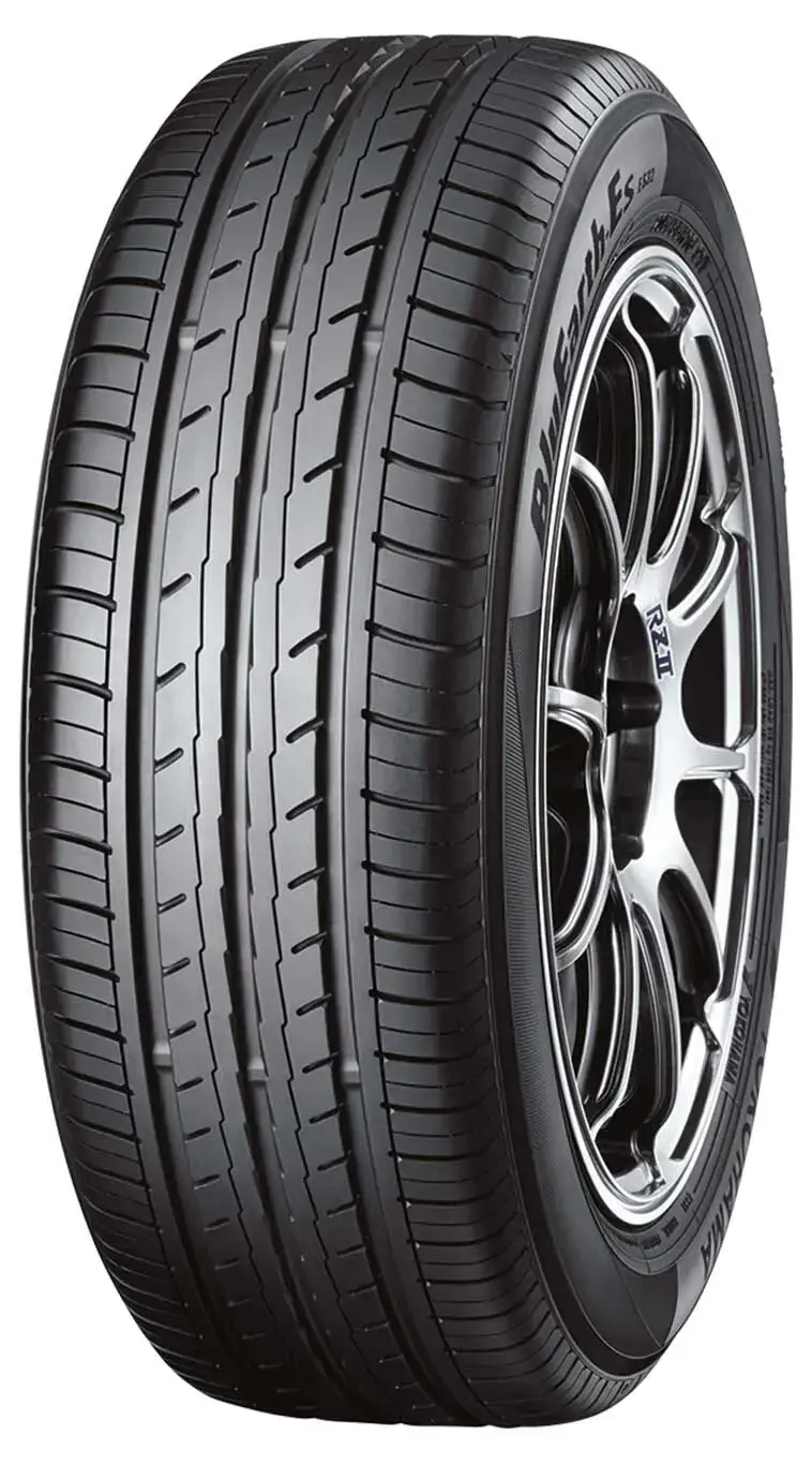 Yokohama 215 50 R17 95W BluEarth Es ES32 15440549