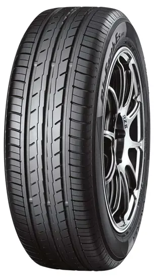 Yokohama 215 50 R17 95W BluEarth Es ES32 15440549